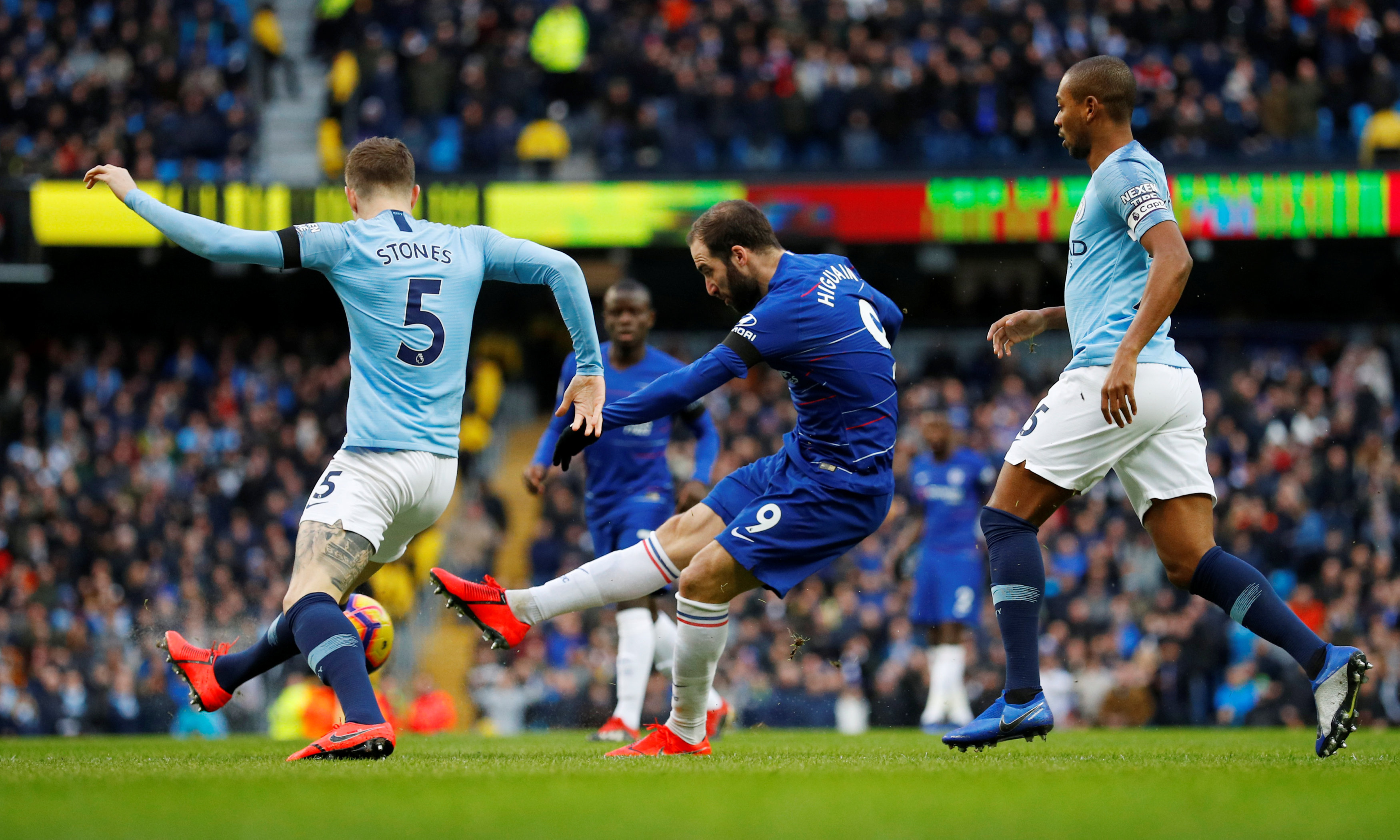 董路称凭什么进世界杯，国外孩子自觉加练，我们孩子只想早点回家