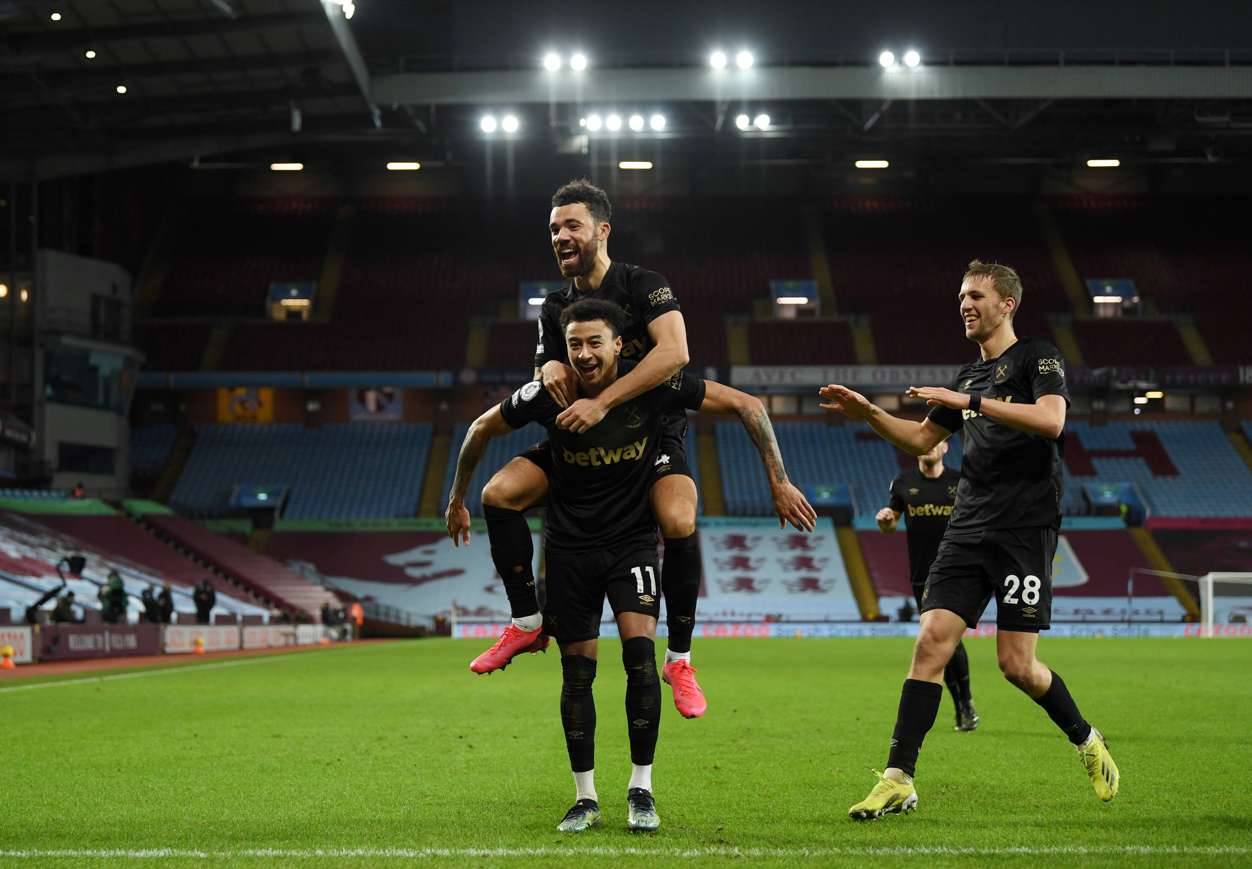 埃梅里神了！大黑马阿斯顿维拉豪取6连胜，力压切尔西升至联赛第三