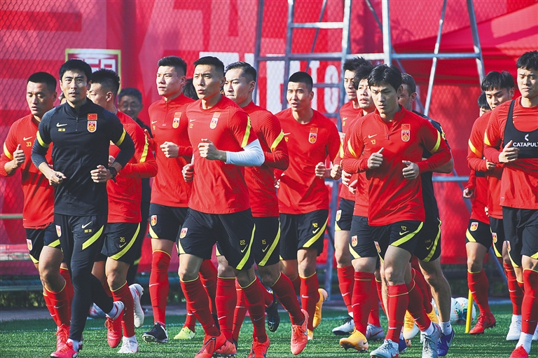 米体：比萨考虑换帅，小安切洛蒂或将接替吉拉迪诺（米体：比萨酝酿换帅，小安切洛蒂可能接任吉拉迪诺）