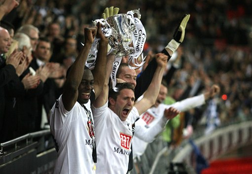 足球欧冠官方公布本赛季最佳阵容候选