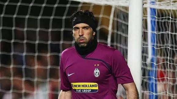 西甲战报：斯威德伯格梅开二度，九人皇马0-2塞尔塔（西甲赛况：斯威德伯格双响，九人皇马0-2不敌塞尔塔）