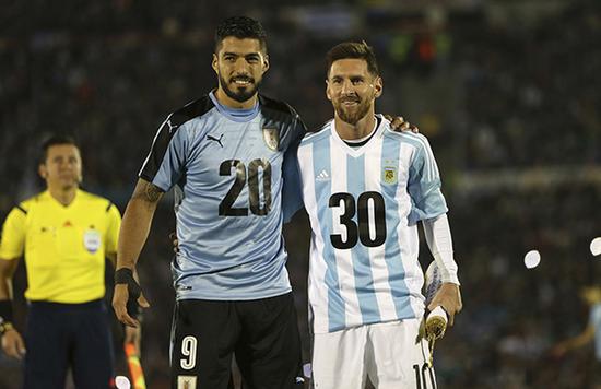 维多利亚面对马德里在圣马梅斯：阿诺德和卡马万加受伤