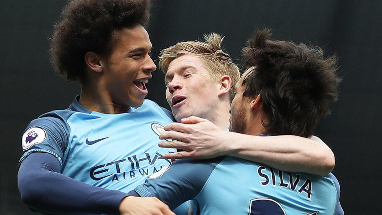 申花官方：今日一线队收假集结训练，阿苏埃、陈晋一等未归队