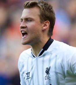 法媒：梅斯后卫夸奥不满未首发，坐在皮球上拒绝赛前热身