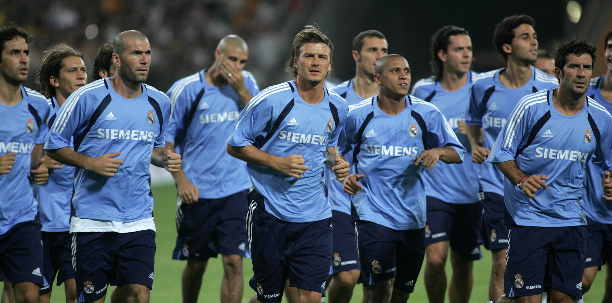 巴索戈：仍难以置信17年非洲杯夺冠，盼再添一颗冠军星（巴索戈：2017非洲杯封王仍如梦，盼再添一颗冠军星）