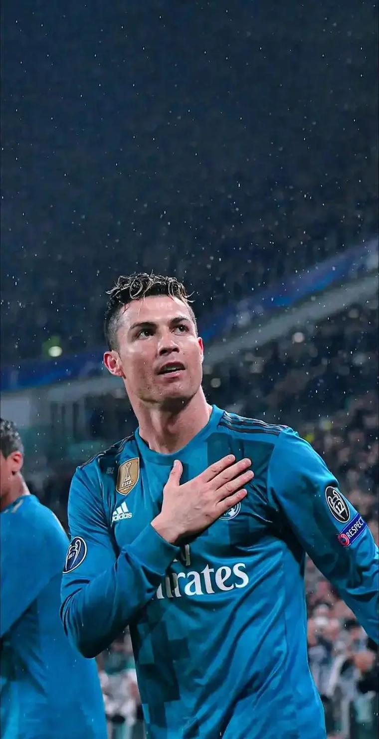 篮球湖人球员关键防守贡献显著