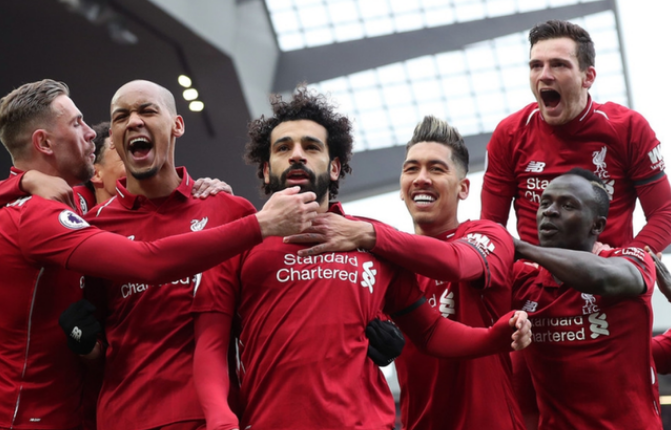 国米vs科莫首发：索默、泽林斯基先发，劳塔罗搭档图拉姆