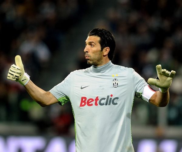 英超半场：奥多伊破门，桑加雷中柱，诺丁汉森林1-0热刺（英超半场战报：奥多伊建功，桑加雷中柱，诺丁汉森林1-0领先热刺）