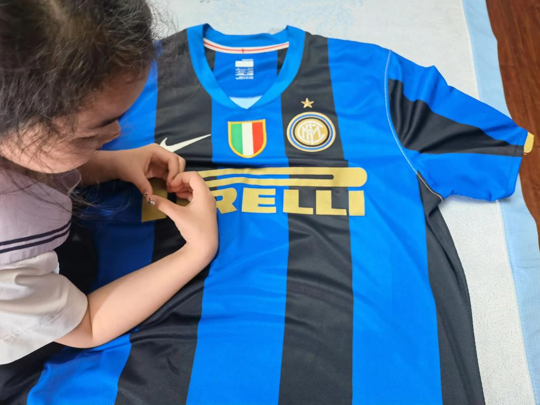 英超半场：两队总计1射正，狼队0-0布伦特福德（英超半场战报：狼队0-0布伦特福德，双方仅1次射正）